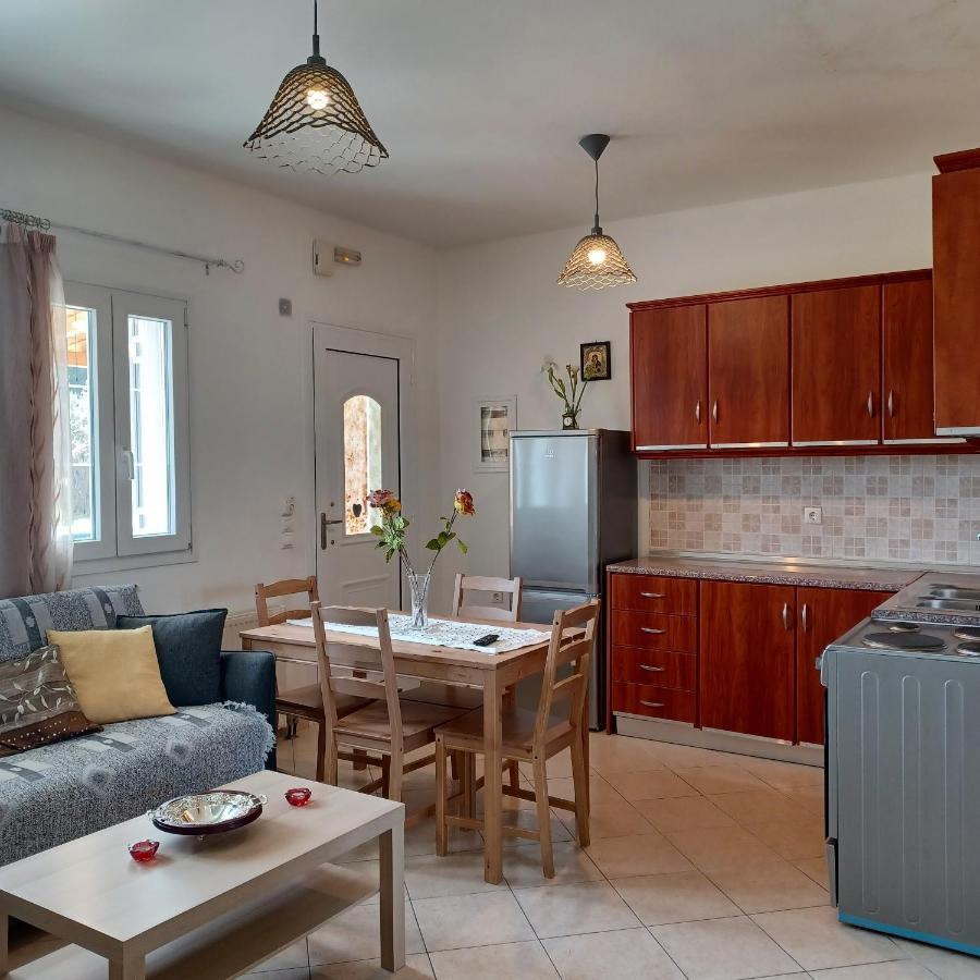Eleonas Apartment 1, Lygia Ligia Zewnętrze zdjęcie